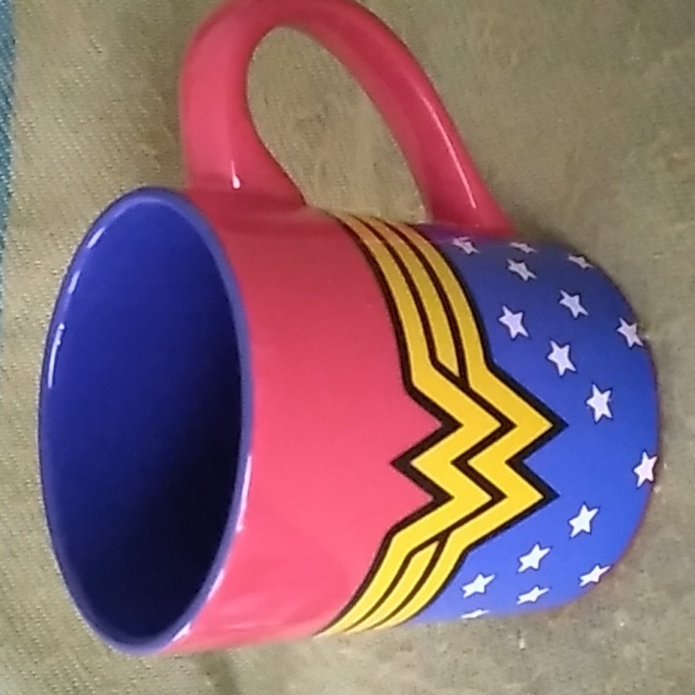 Wonder Woman (DC Comics) Mug